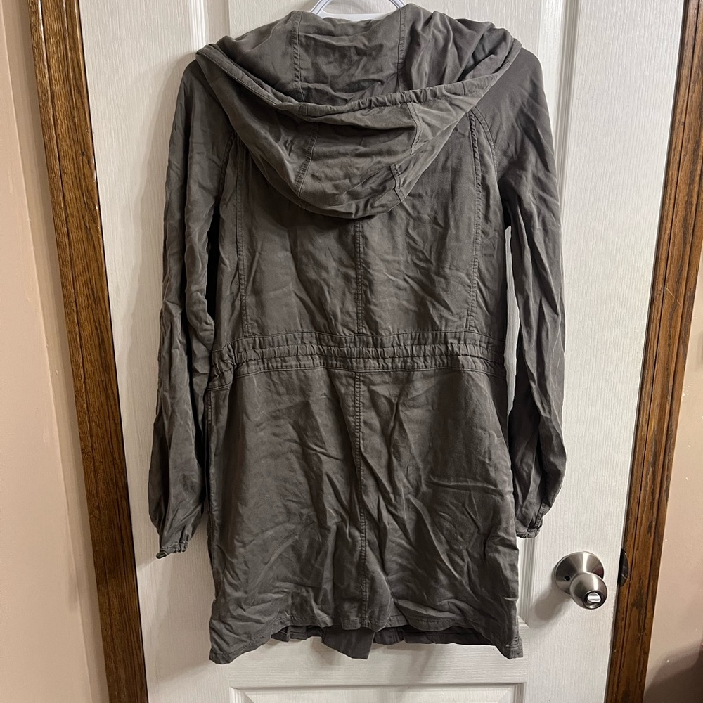 Lululemon City Stroll Jacket - Size 4 - Grey Sage - Picture 8 of 12
